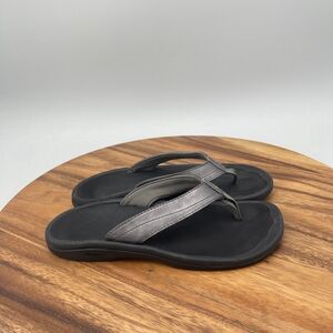 Olukai Ohana Sandals Womens Size 6 Gray Leather Summer Beach Comfort Flip Flops